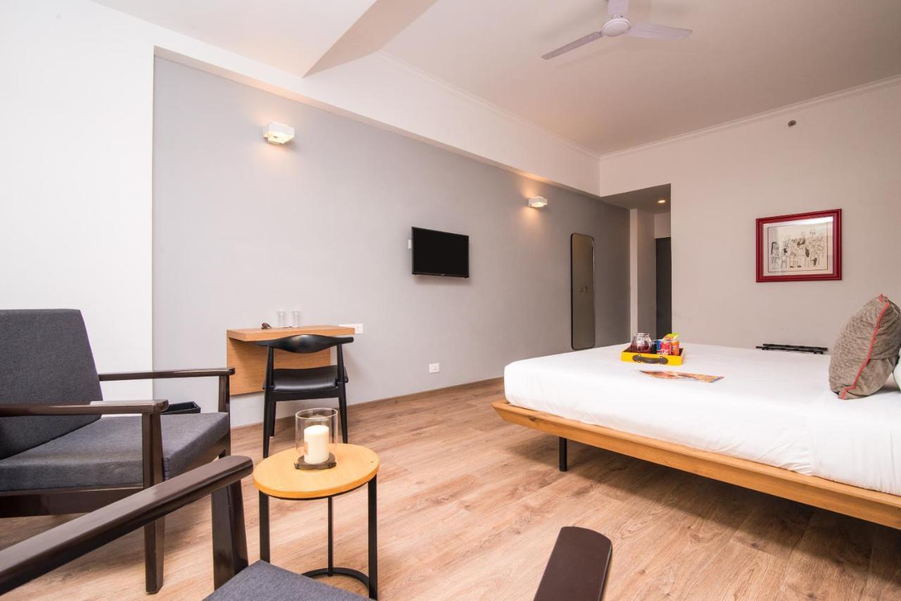 Oyo Townhouse 028 Corporate Suite Noida Luaran gambar