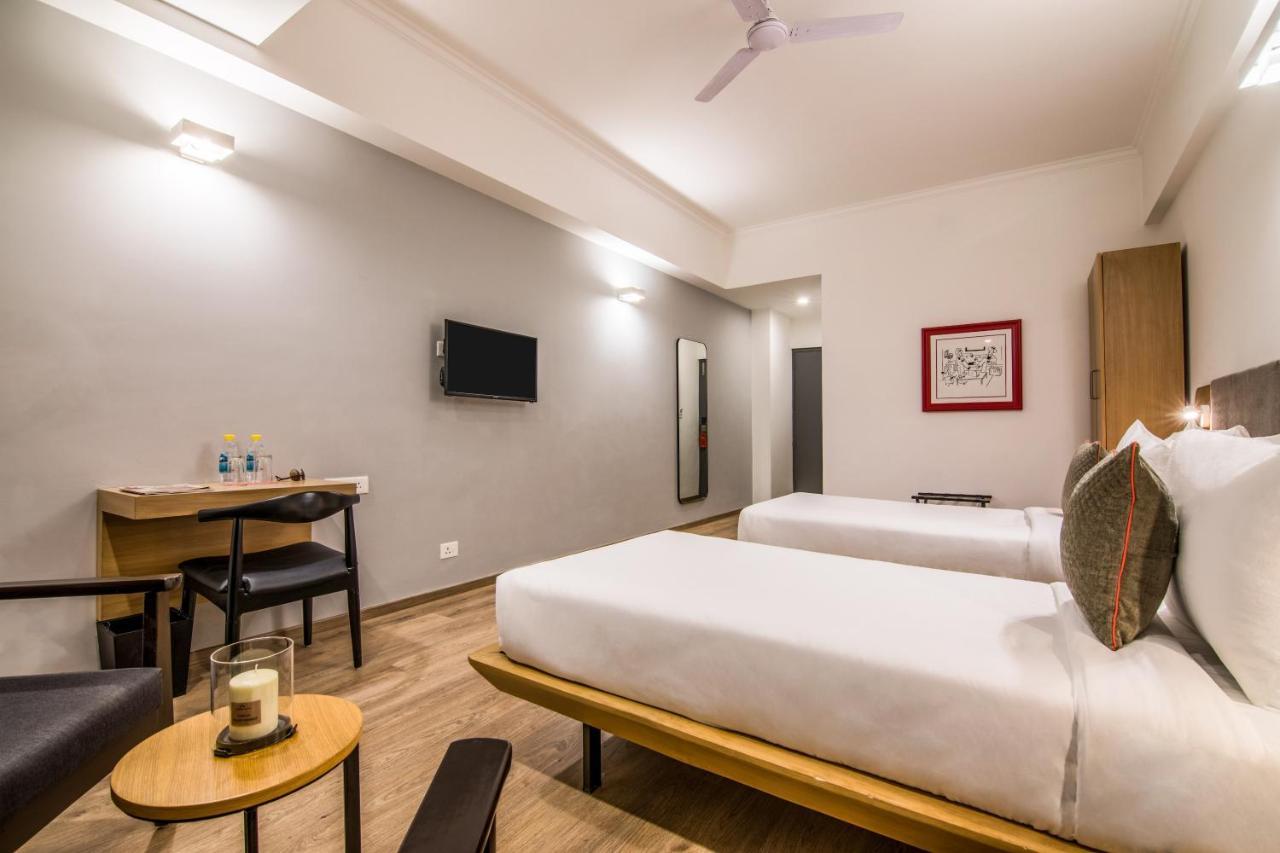 Oyo Townhouse 028 Corporate Suite Noida Luaran gambar