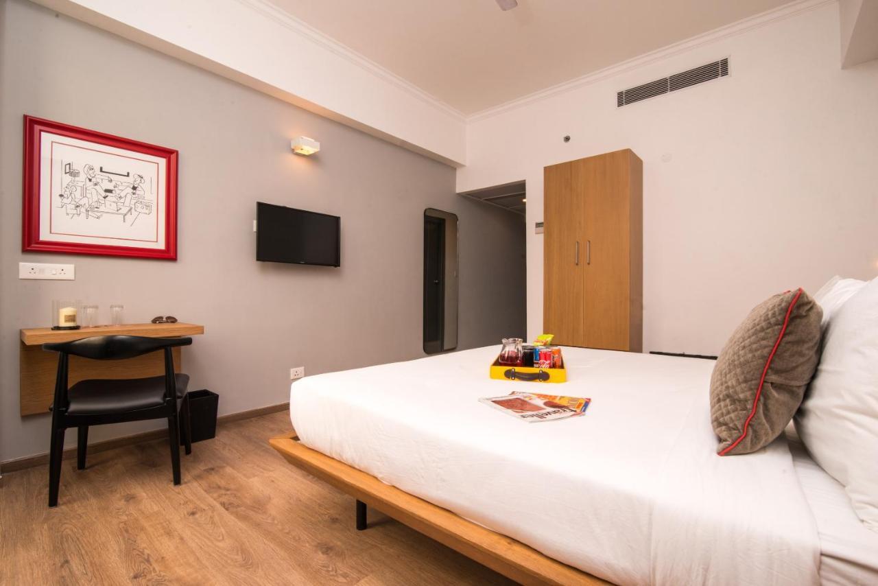 Oyo Townhouse 028 Corporate Suite Noida Luaran gambar