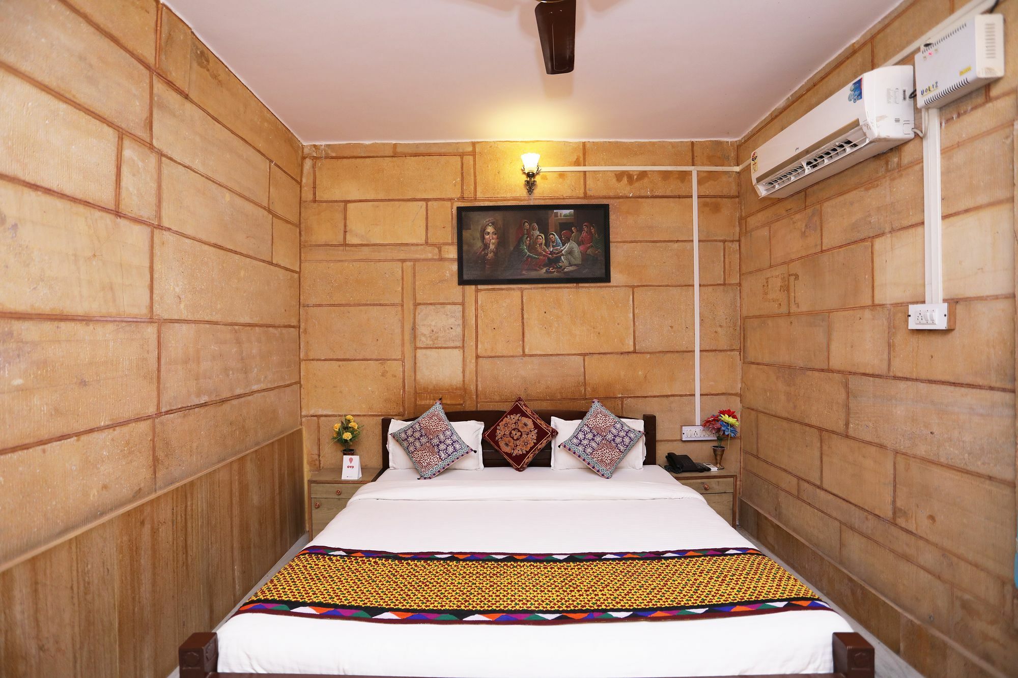 Oyo Townhouse 028 Corporate Suite Noida Luaran gambar