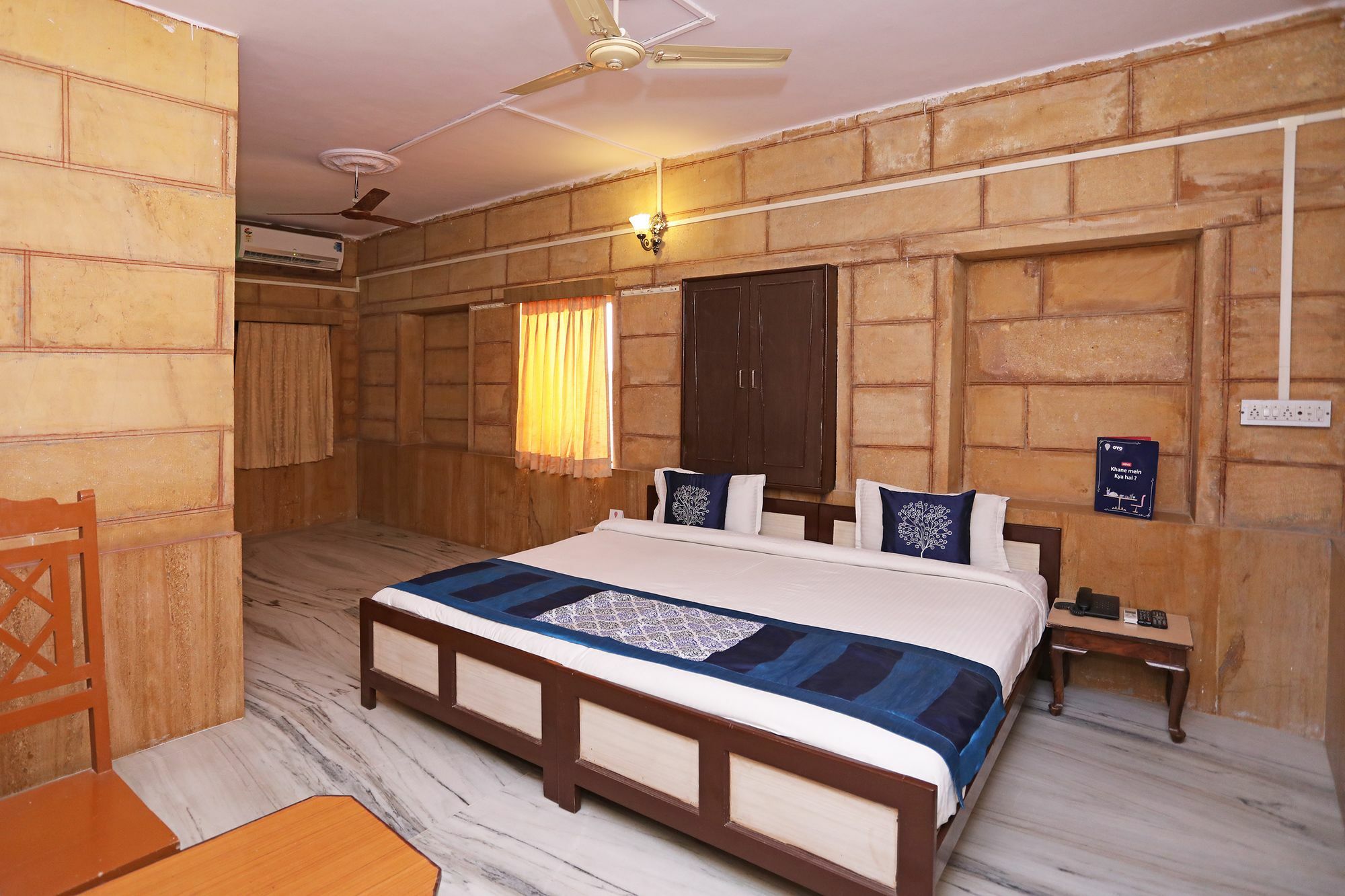 Oyo Townhouse 028 Corporate Suite Noida Luaran gambar