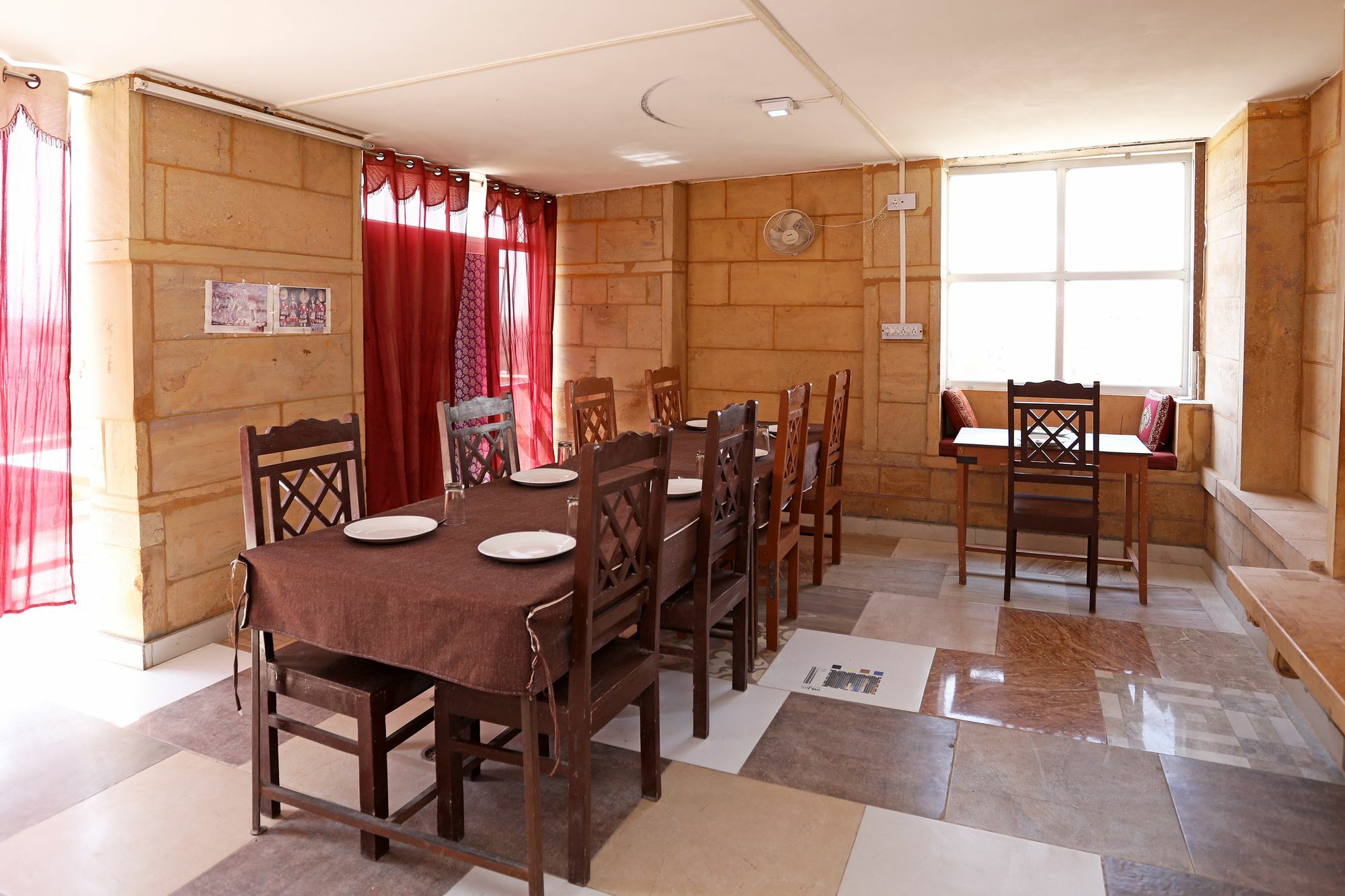 Oyo Townhouse 028 Corporate Suite Noida Luaran gambar