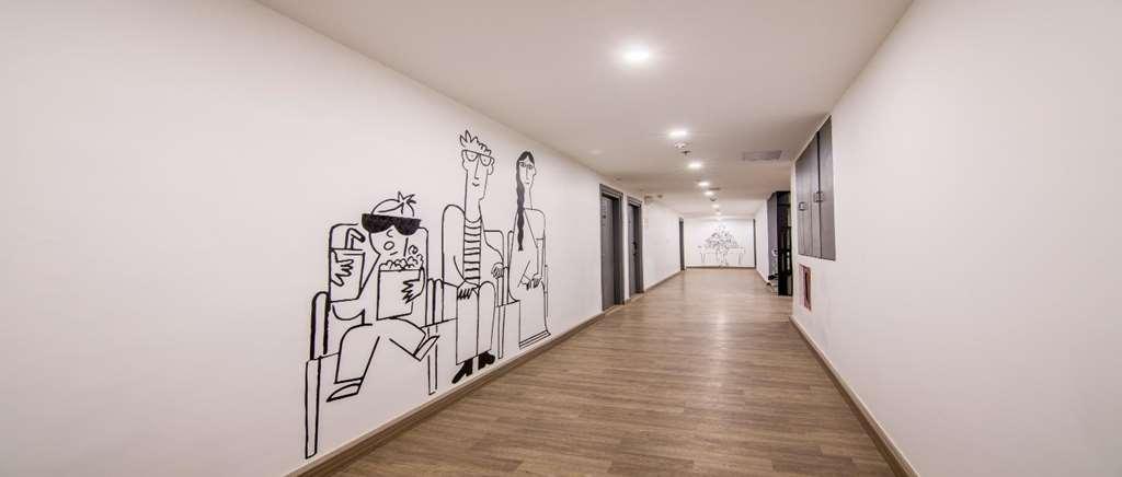 Oyo Townhouse 028 Corporate Suite Noida Kemudahan gambar
