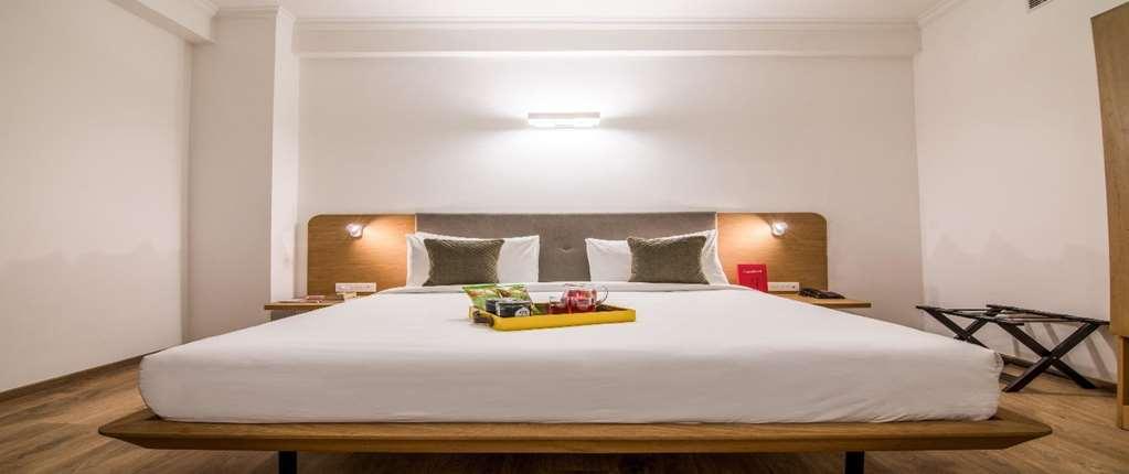 Oyo Townhouse 028 Corporate Suite Noida Bilik gambar